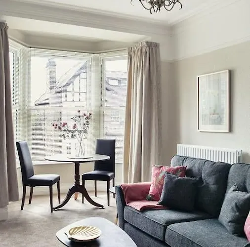 아파트 East Park Road *